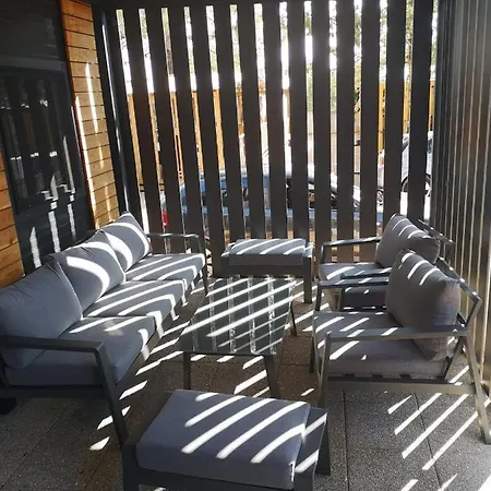 Hotel Mobilna Kucica Snaga *