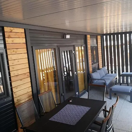 Hotel Mobilna Kucica Snaga *